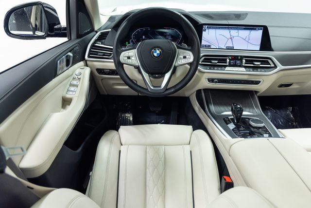 Used 2020 BMW X7 xDrive40i w/ Premium Package AWD/4WD image 3
