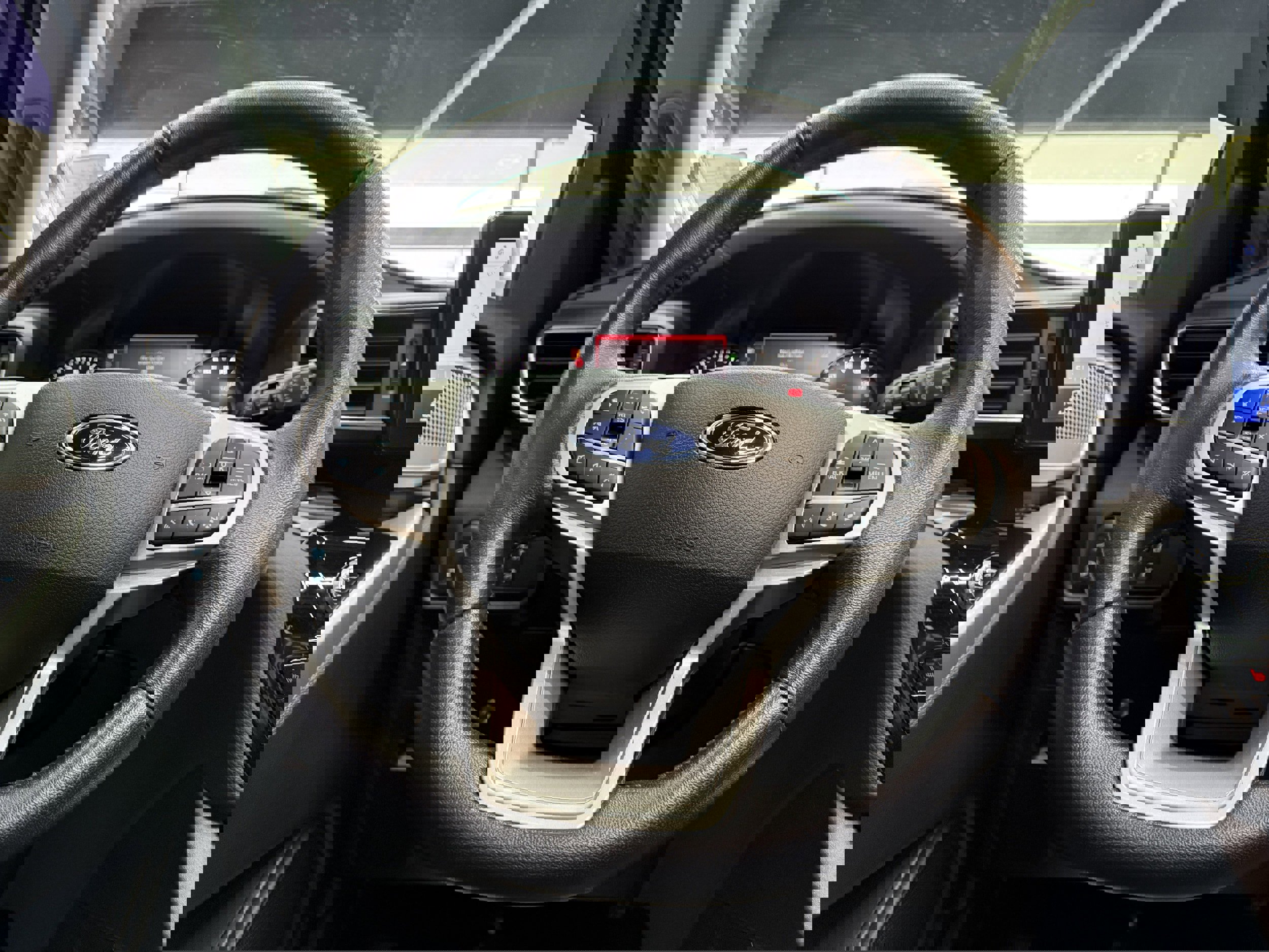 Used 2021 Ford Explorer Limited w/ Class III Trailer Tow Package image 14