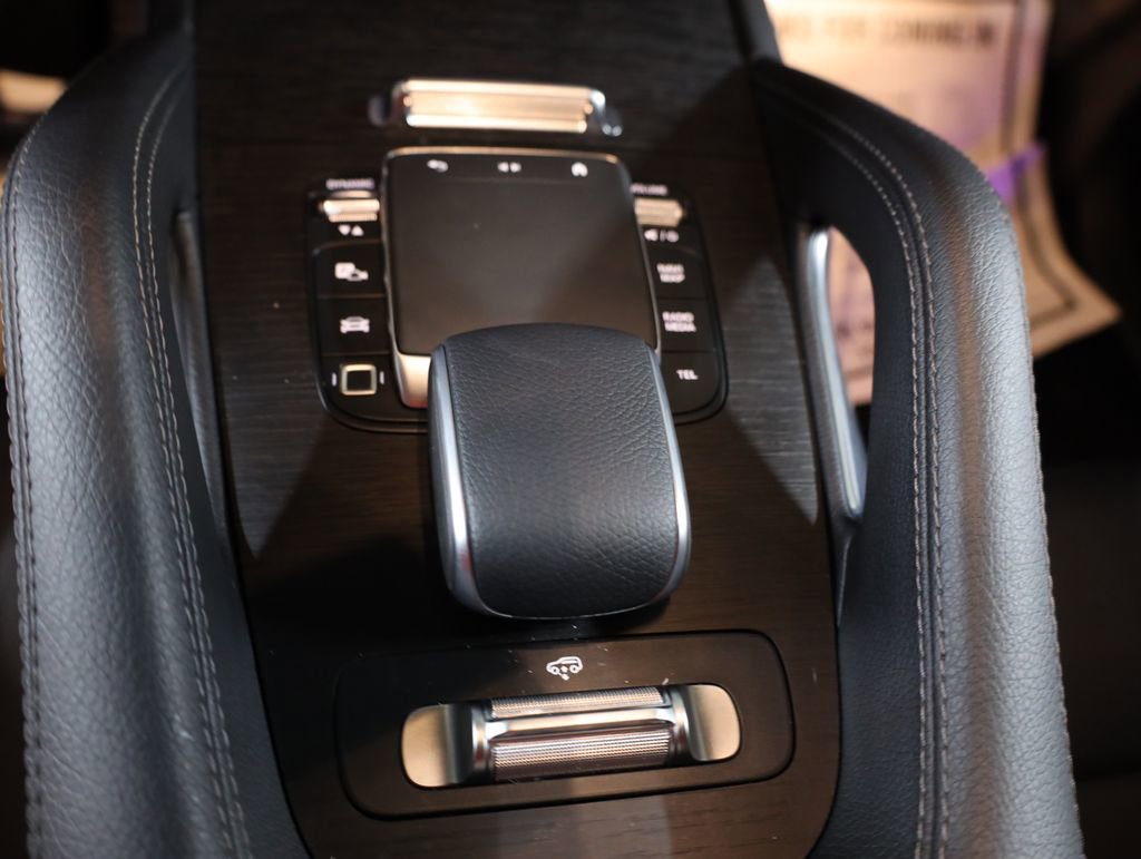 Used 2025 Mercedes-Benz GLS 450 4MATIC image 24