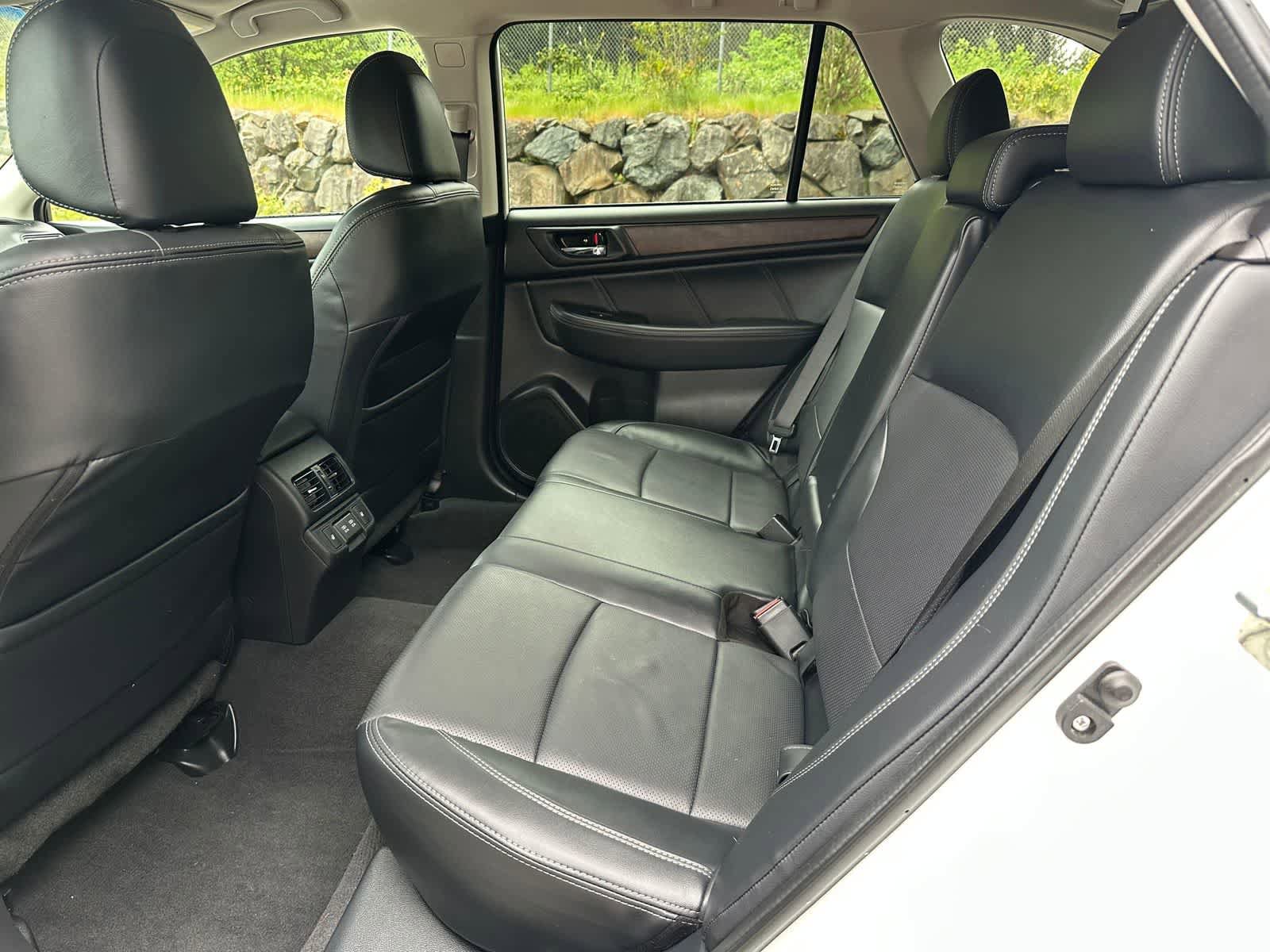 Used 2019 Subaru Outback 2.5i Limited AWD/4WD image 10