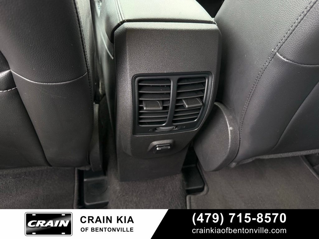 Used 2019 Ford Escape SE FWD image 28