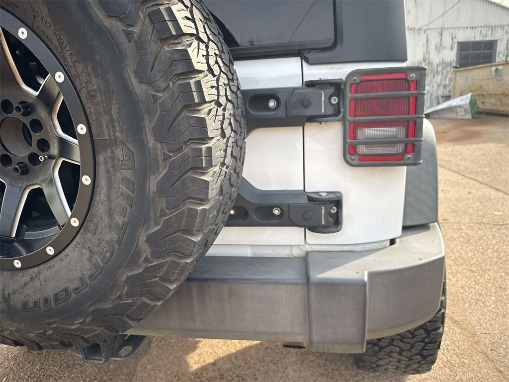 Used 2018 Jeep Wrangler Unlimited Sport S image 9