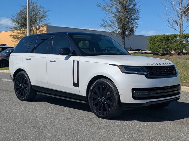 Used 2025 Land Rover Range Rover Autobiography image 3