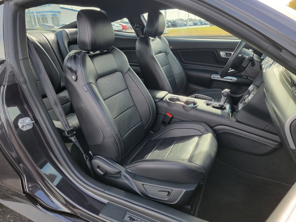 Used 2022 Ford Mustang Premium w/ Equipment Group 201A image 8