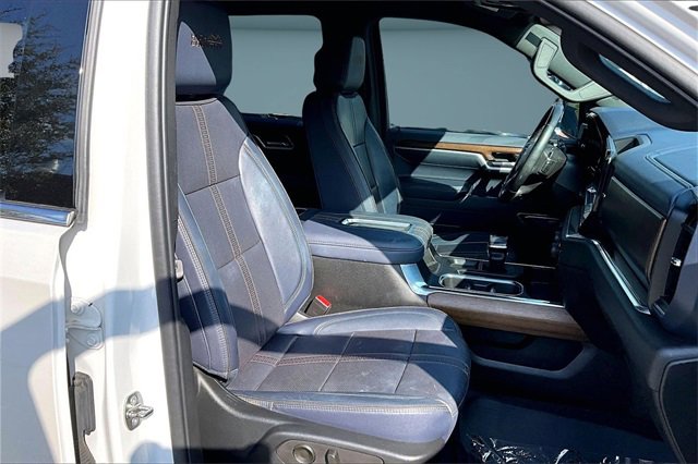 Used 2022 Chevrolet Silverado 1500 High Country w/ Z71 Off-Road Package image 30