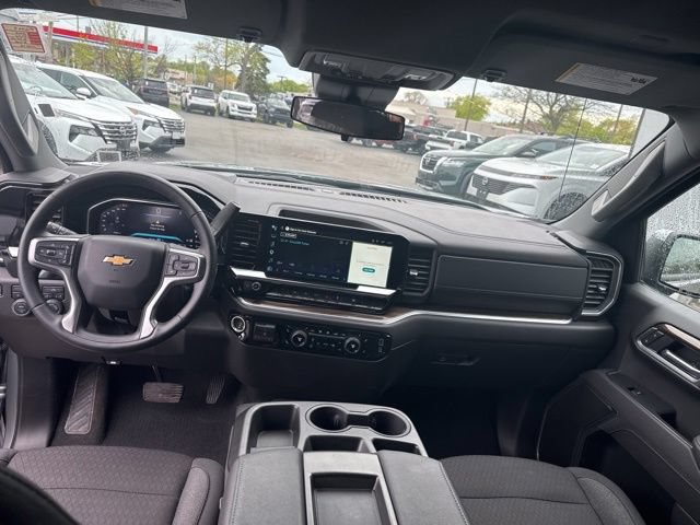 Used 2026 Chevrolet Silverado 1500 LT AWD/4WD image 18