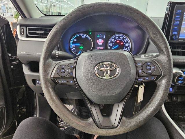 Used 2021 Toyota RAV4 LE AWD/4WD image 10
