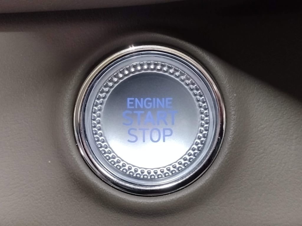 Used 2021 Genesis GV80 2.5T w/ Prestige Package 04 image 40