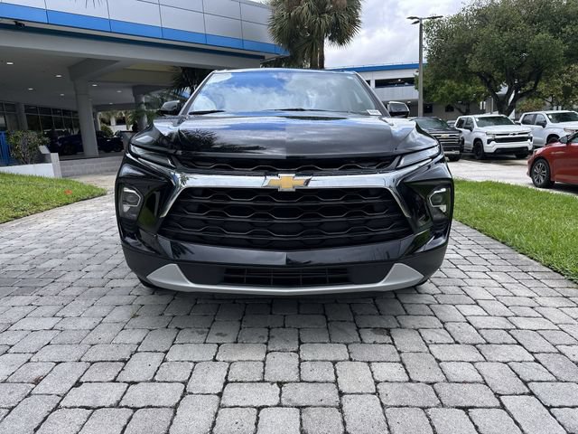 Used 2025 Chevrolet Blazer LT FWD image 19