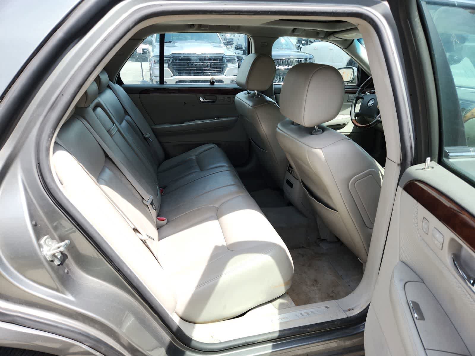 Used 2007 Cadillac DTS Performance FWD image 21
