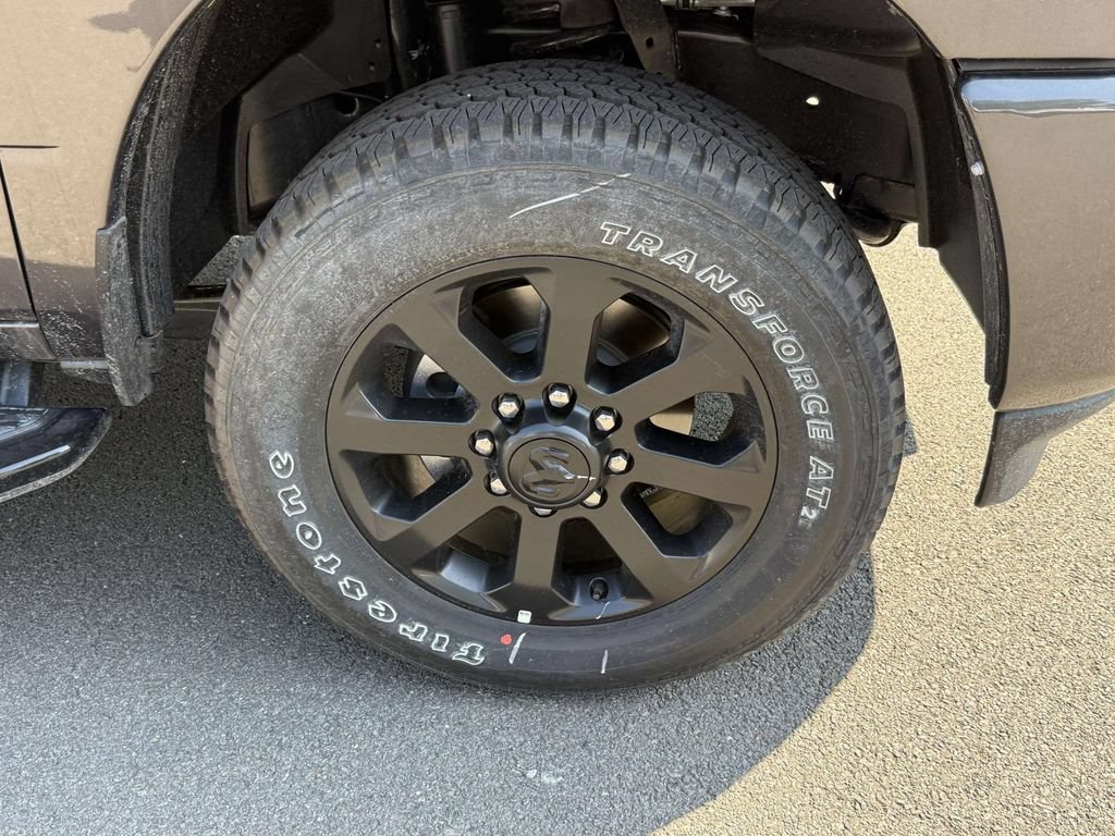New 2026 RAM 3500 Laramie AWD/4WD image 12