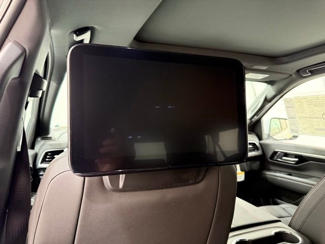 New 2025 Chevrolet Suburban RST w/ RST Capability Package image 20
