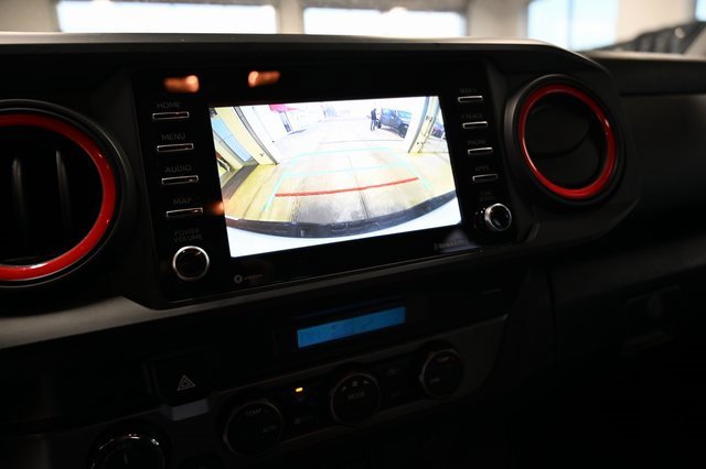 Used 2022 Toyota Tacoma SR image 17