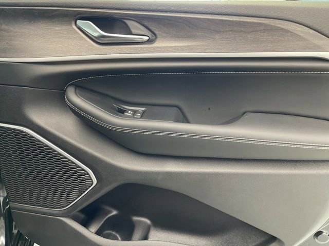 New 2026 Jeep Grand Cherokee L Limited image 30