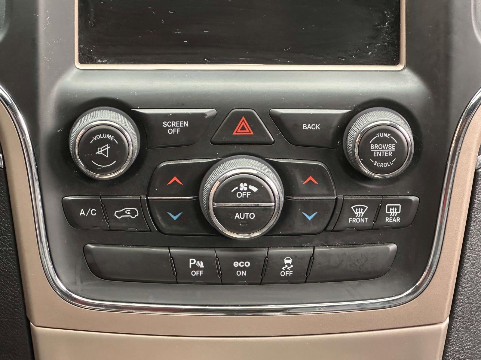 Used 2014 Jeep Grand Cherokee Limited image 21