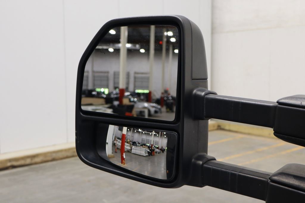 Used 2018 Ford F550 2WD Crew Cab Super Duty image 27