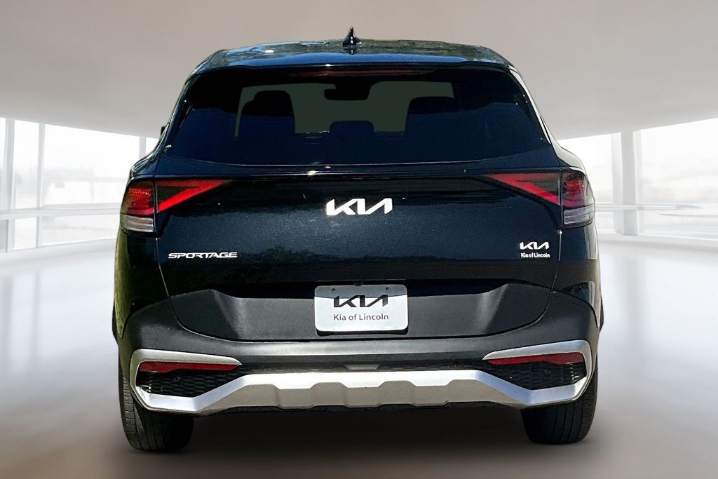 Used 2024 Kia Sportage LX FWD image 5