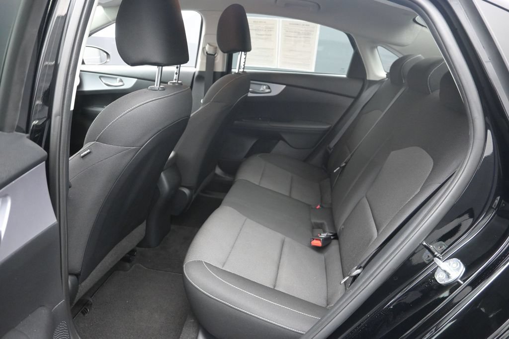 Used 2024 Kia Forte LXS w/ LXS Technology Package FWD image 13