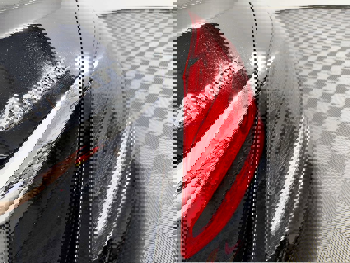 Used 2015 Mercedes-Benz C 400 4MATIC image 11