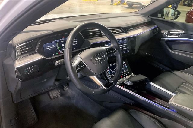 Used 2024 Audi Q8 e-tron Prestige w/ Prestige Package image 14