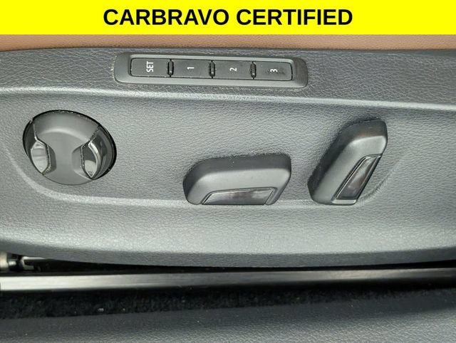 Used 2022 Volkswagen Passat 2.0T FWD image 14