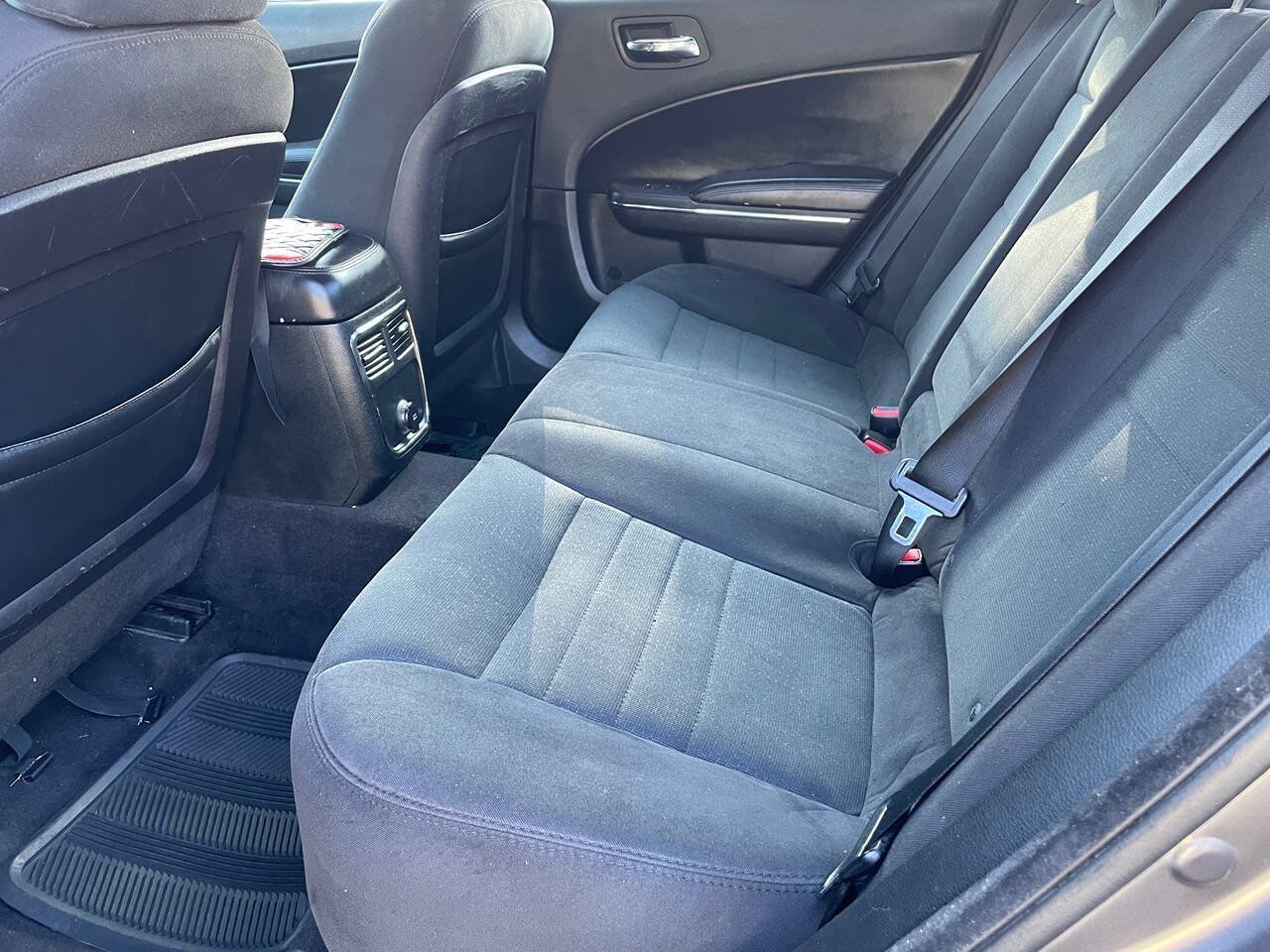Used 2014 Dodge Charger SE w/ Sport Appearance Group RWD image 14
