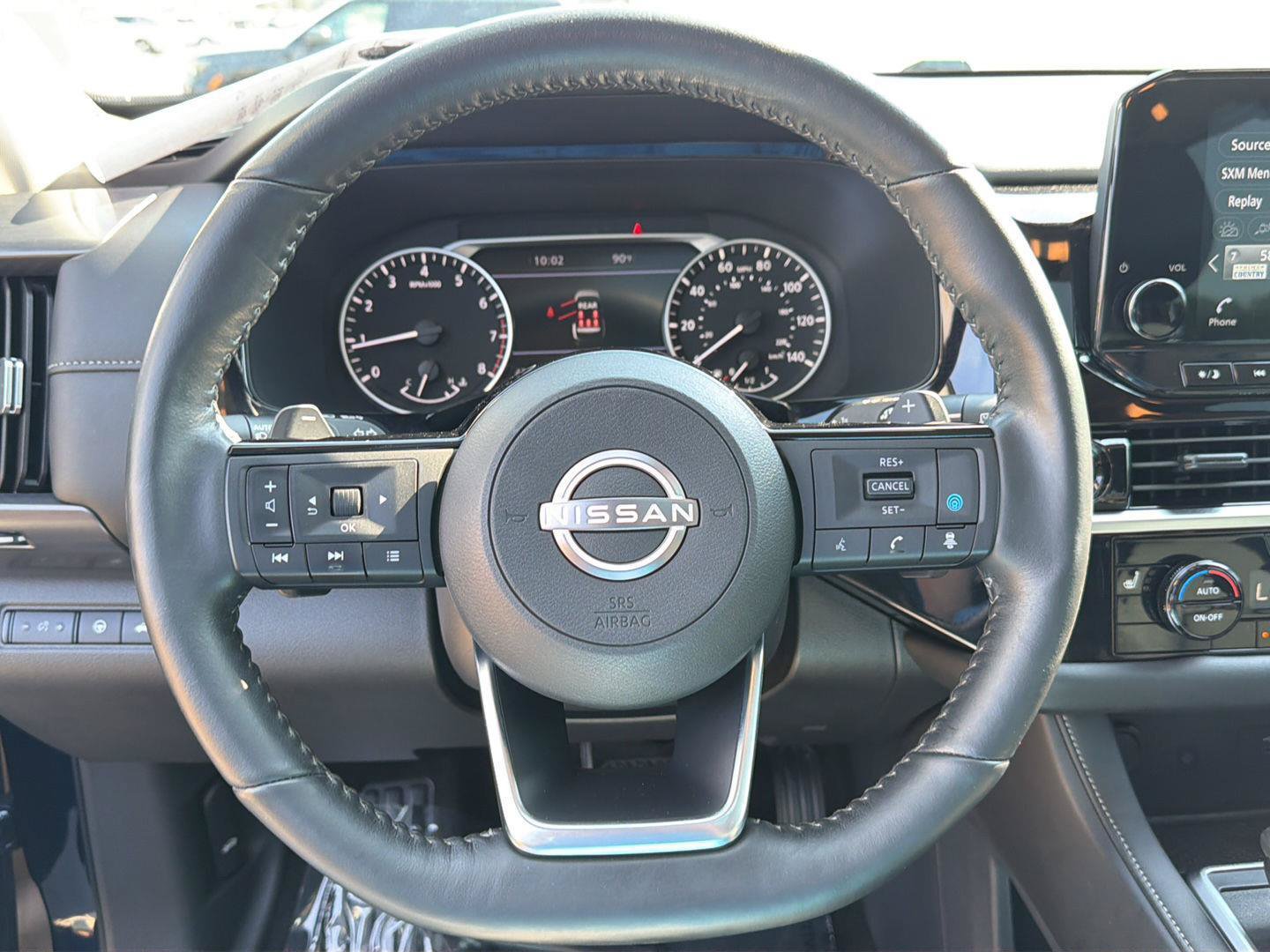 Used 2024 Nissan Pathfinder SL w/ SL Premium Package FWD image 20