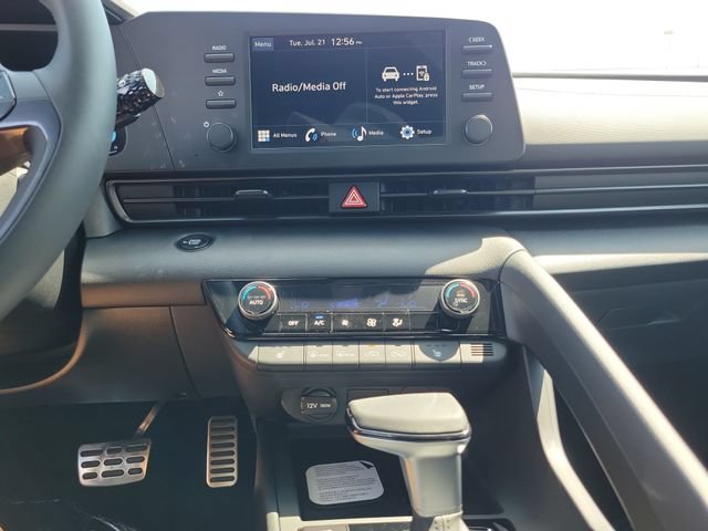 New 2026 Hyundai Elantra SEL Sport FWD image 14