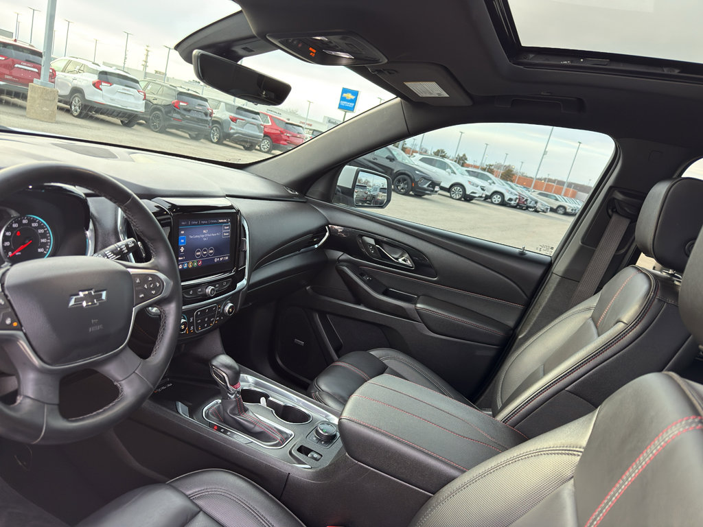 Used 2023 Chevrolet Traverse RS w/ LPO, Floor Liner Package image 26
