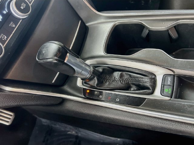 Used 2018 Honda Accord Sport image 24