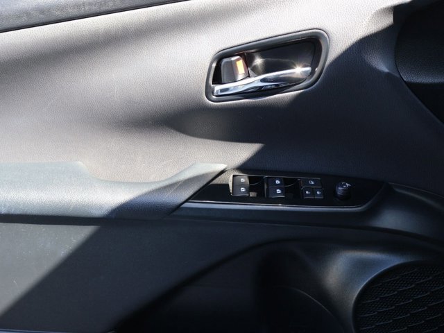 Used 2018 Toyota Prius Prime Premium FWD image 11