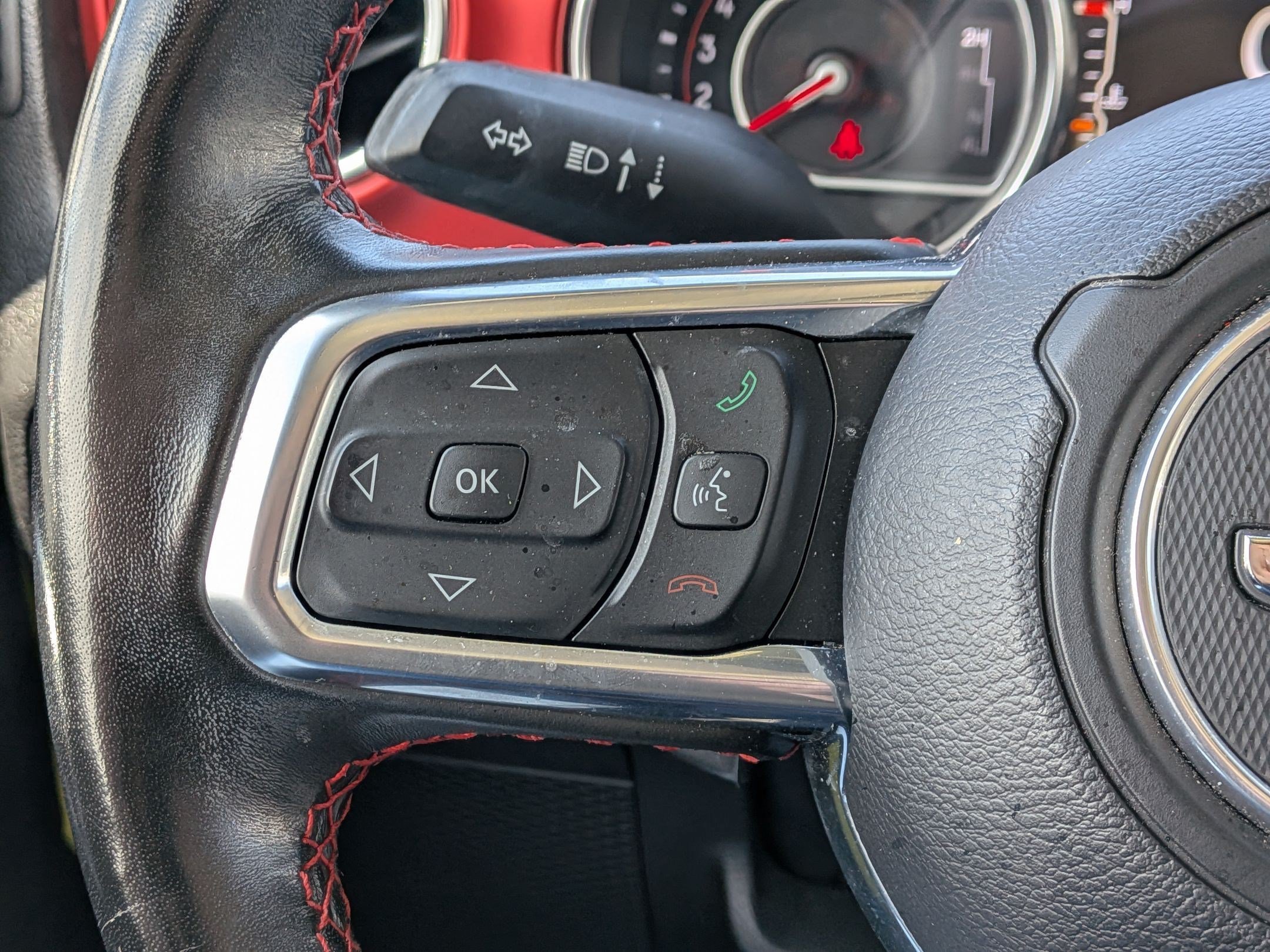 Used 2022 Jeep Wrangler Unlimited Rubicon w/ LED Lighting Group AWD/4WD image 17
