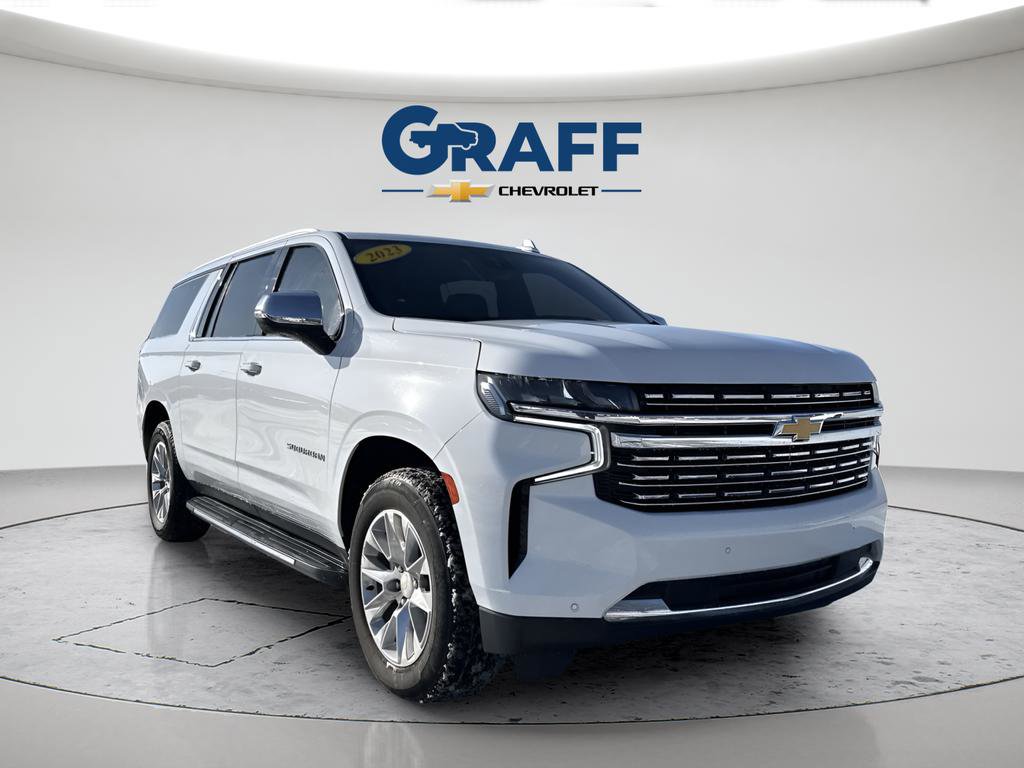 Used 2023 Chevrolet Suburban Premier AWD/4WD image 2
