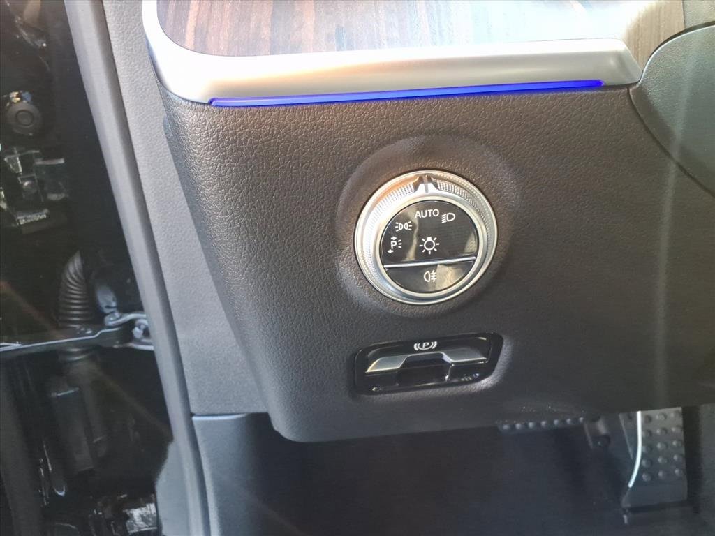 New 2026 Mercedes-Benz C 300 C 300 image 17