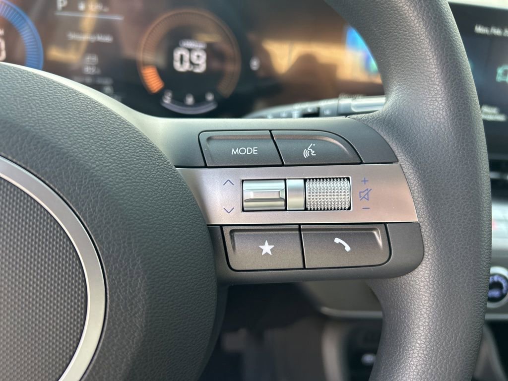 New 2026 Hyundai Kona SE image 14