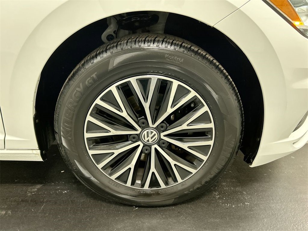 Used 2021 Volkswagen Jetta S image 8