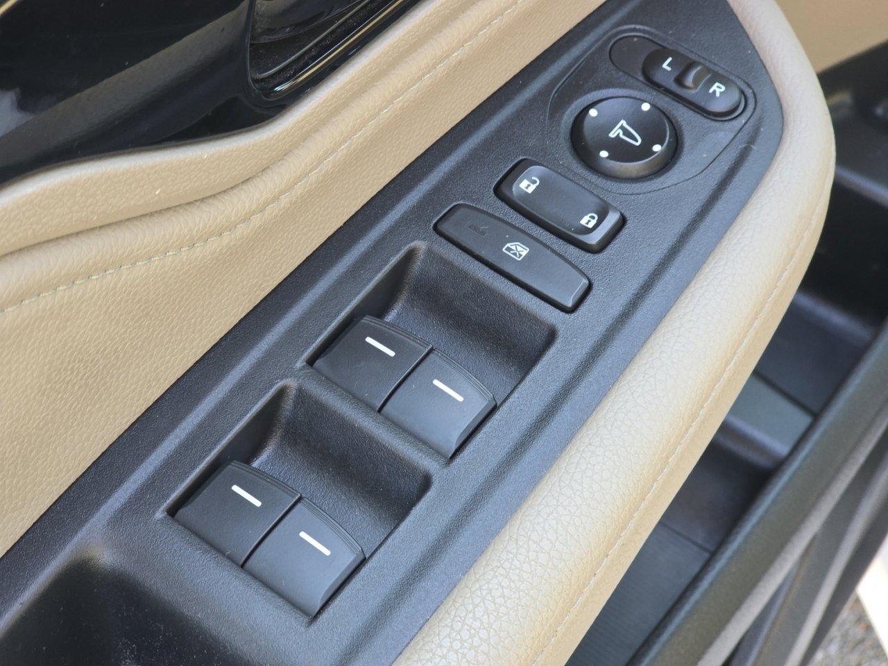 Certified 2023 Honda Odyssey Touring image 30