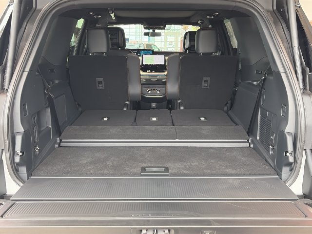 New 2027 Ford Expedition Tremor w/ Driver's Package AWD/4WD image 11