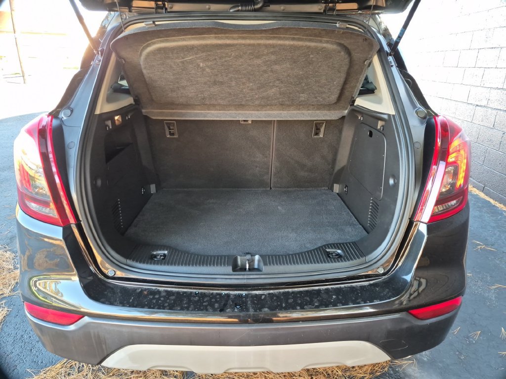 Used 2018 Buick Encore Essence AWD/4WD image 9