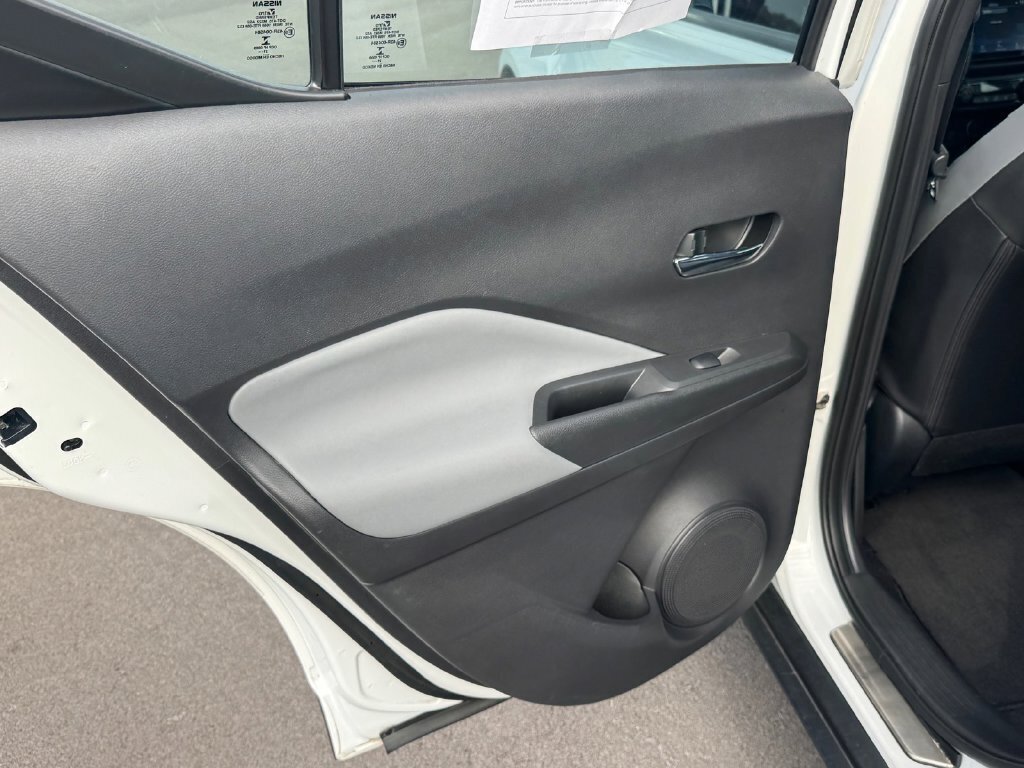 Used 2021 Nissan Kicks SR FWD image 14