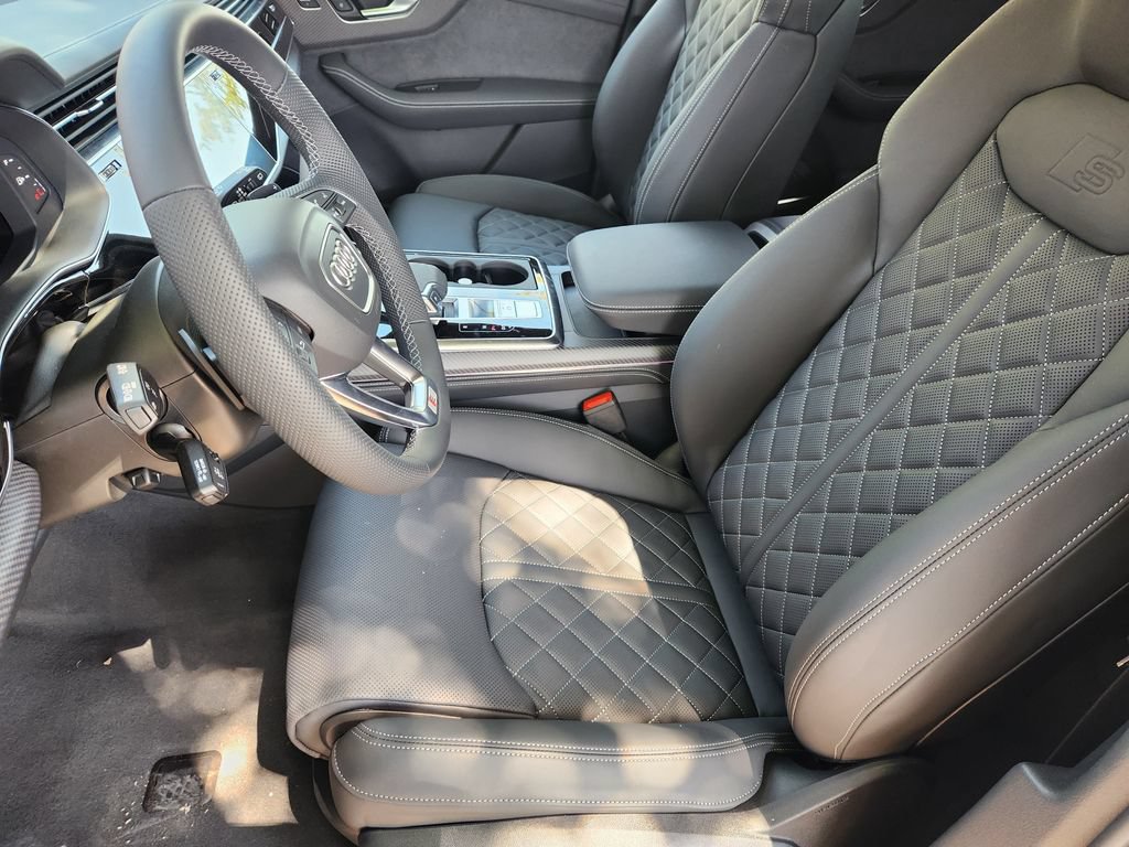 New 2026 Audi SQ7 Prestige AWD/4WD image 14