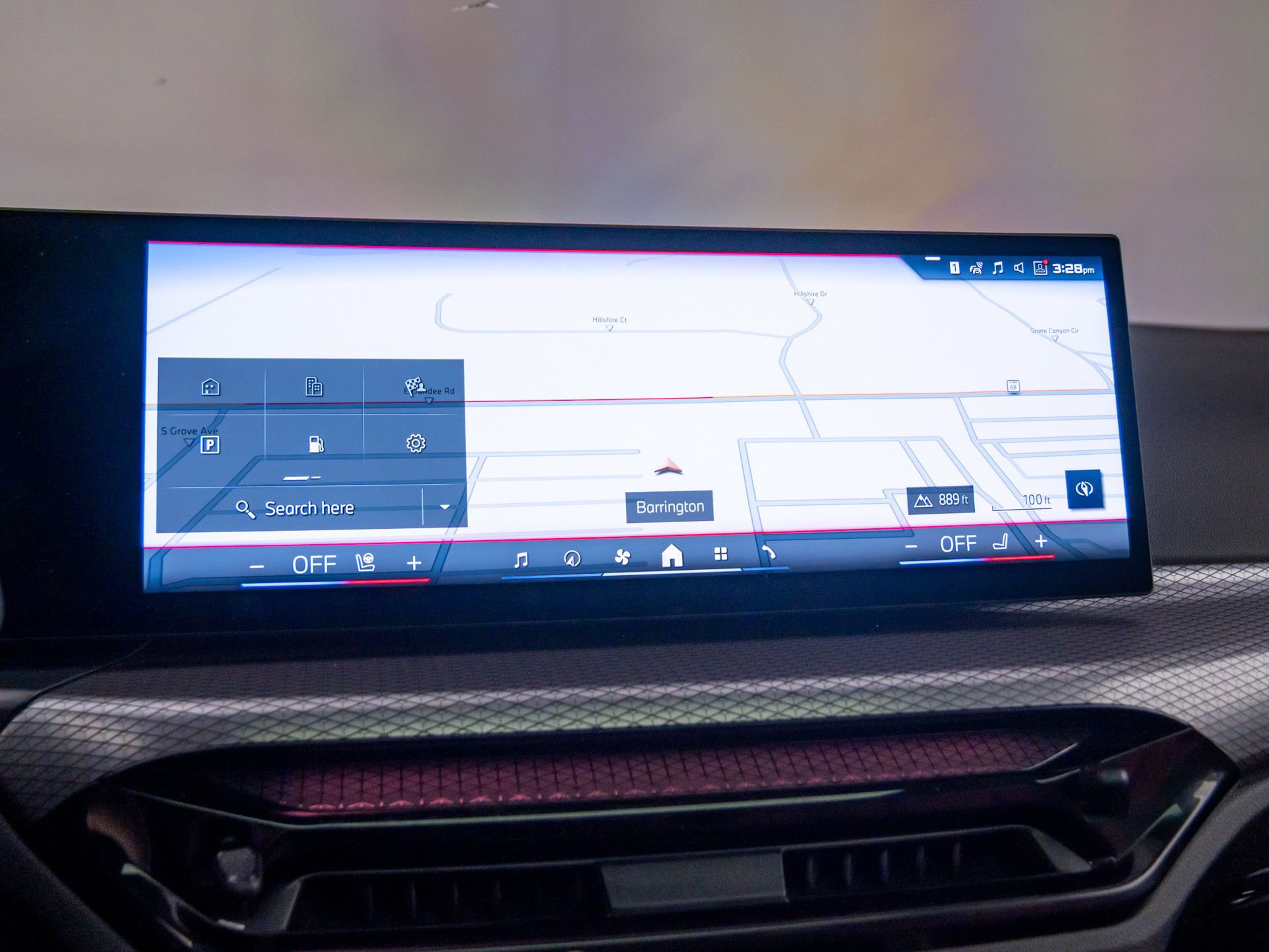 Used 2025 BMW M240i xDrive Coupe w/ Premium Package image 21