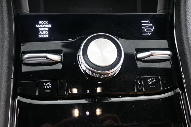 Used 2022 Jeep Grand Cherokee Summit w/ Luxury Tech Group V AWD/4WD image 39