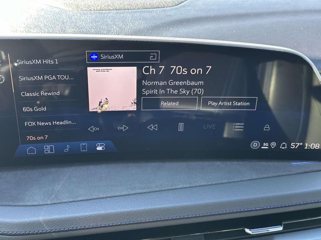 Used 2024 Cadillac XT4 Sport image 21