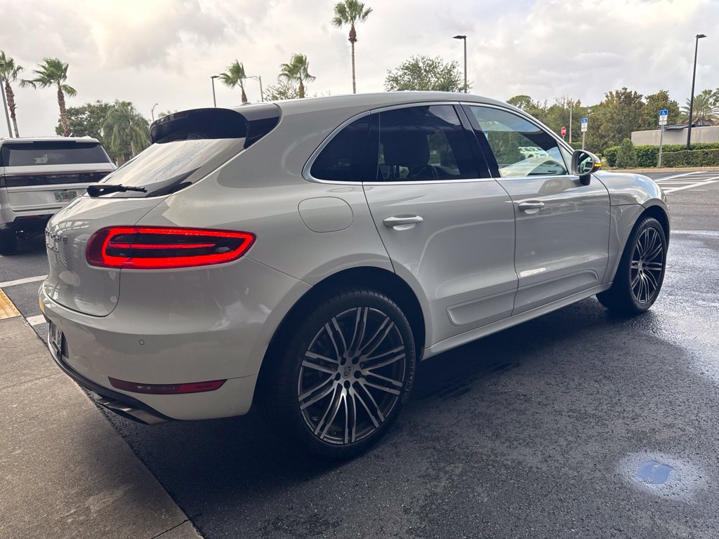 Used 2018 Porsche Macan Turbo AWD/4WD image 3