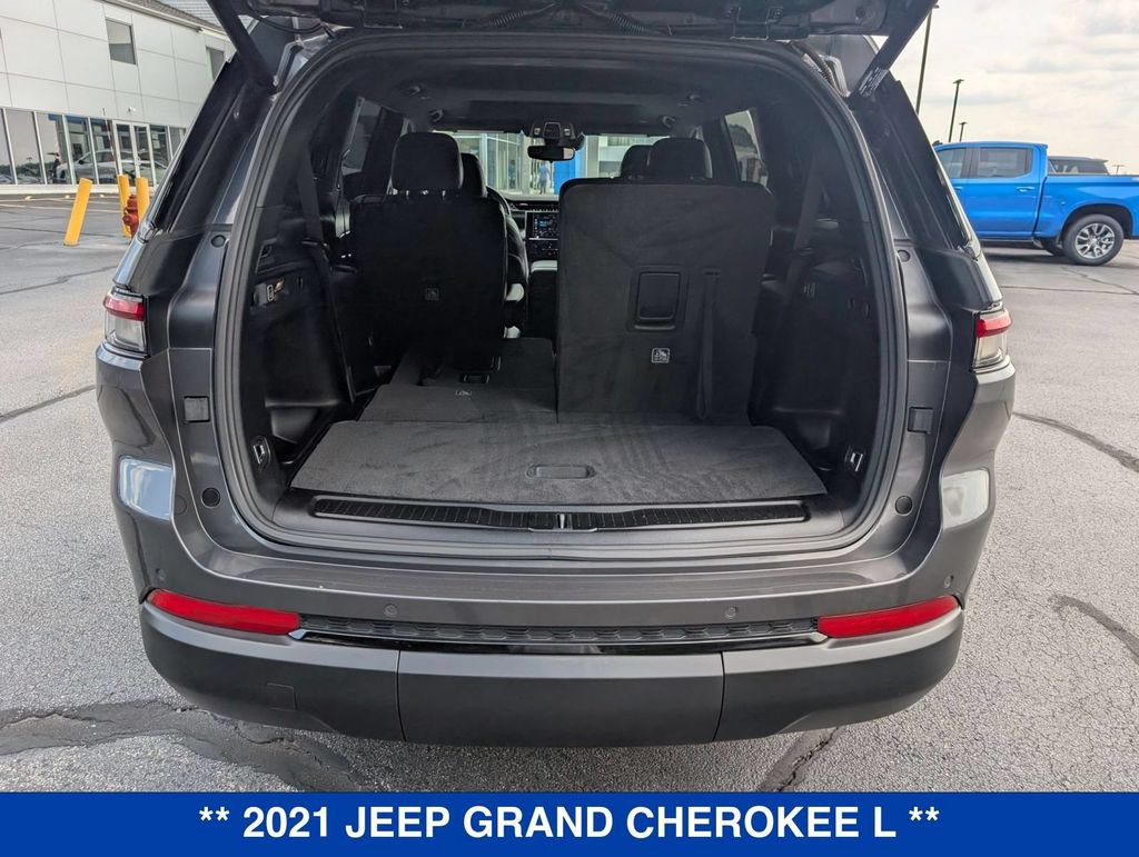 Used 2021 Jeep Grand Cherokee L Laredo AWD/4WD image 29