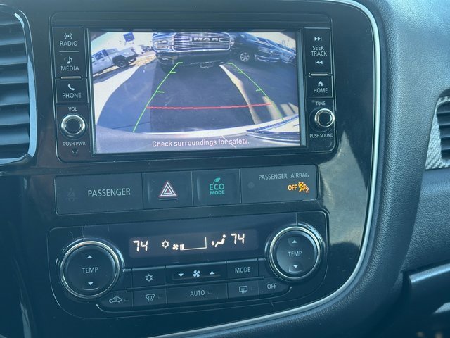 Used 2018 Mitsubishi Outlander ES image 23