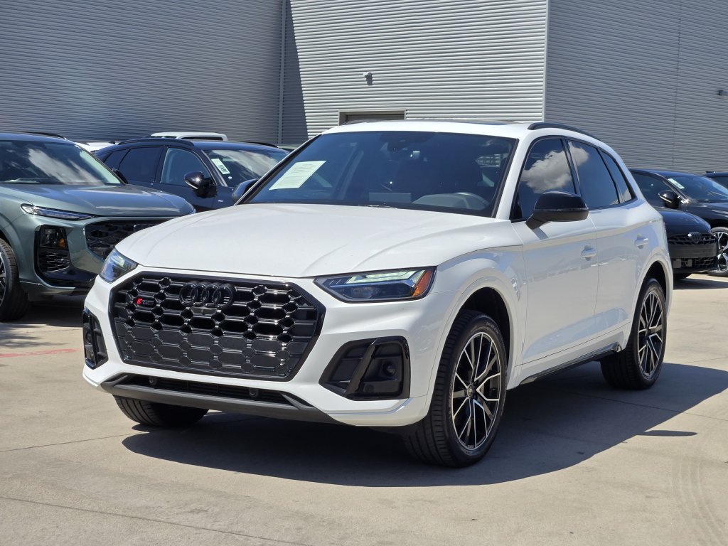 Certified 2023 Audi SQ5 Premium Plus w/ Premium Plus Package AWD/4WD image 6