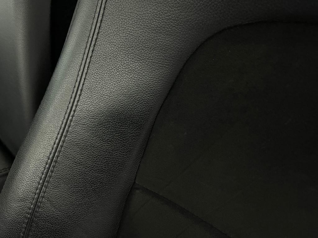 Used 2016 Jaguar F-TYPE S image 19