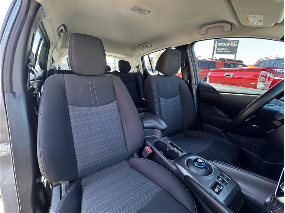 Used 2025 Nissan Leaf S FWD image 15